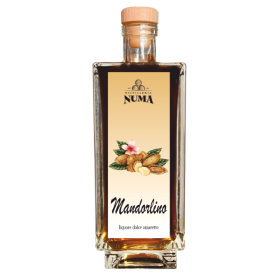 Liquore dolce alle mandorle della Distilleria NUMA